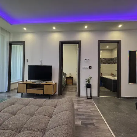 Apartment Oasis
